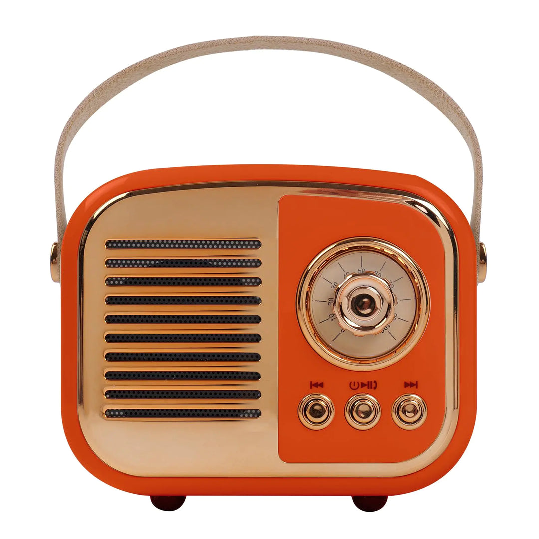 Mini retro Bluetooth radio with vintage design